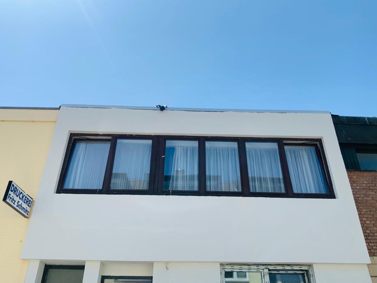 Sehr Schoenes Haus Mit Terasse Naehe Duesseldorf Leilighet Krefeld Eksteriør bilde